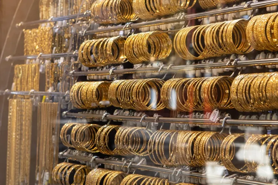 واجهة محل ذهب في السعودية
